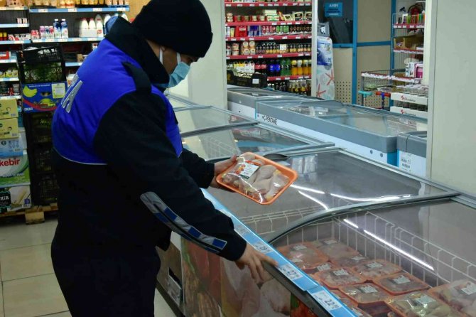 Sındırgı’da Etiket Denetimi Sürüyor