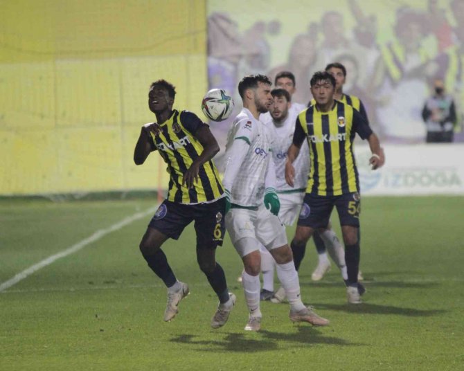 Spor Toto 1. Lig: Menemenspor: 0 - Bursaspor: 0