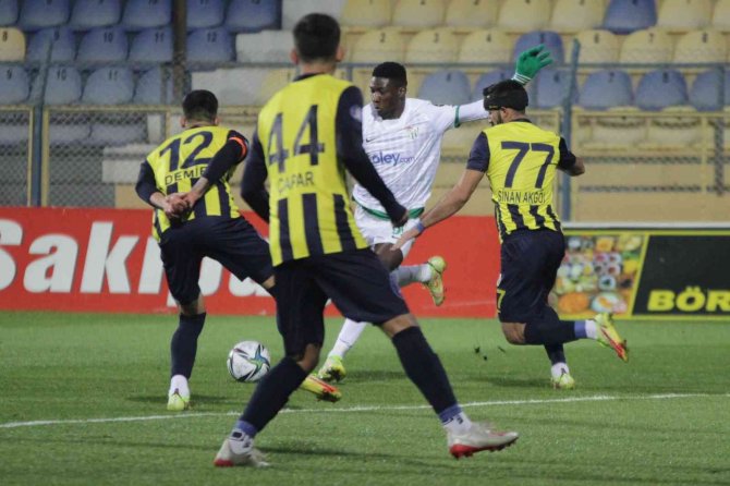 Spor Toto 1. Lig: Menemenspor: 0 - Bursaspor: 0