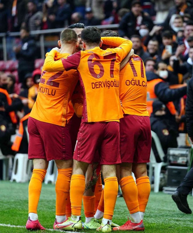 Galatasaray 7 Maç Sonra Kazandı