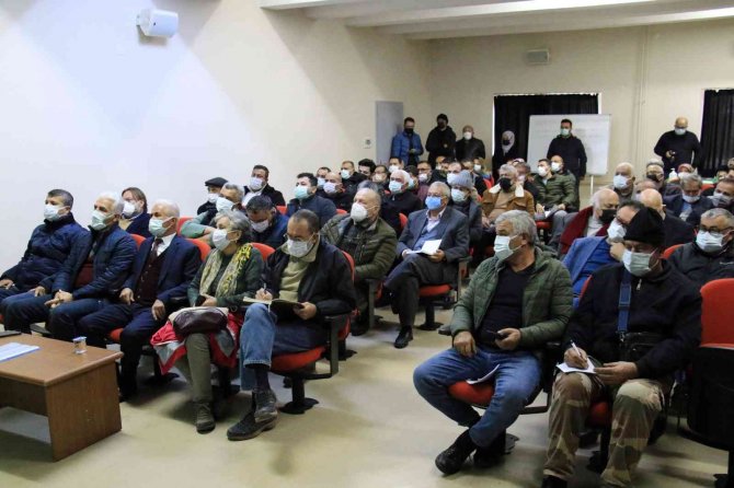 Üreticilere Avokado Yetiştiriciliği Eğitimi