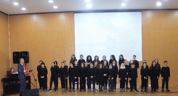 "Türkiye Çocukları Çocuk Korosu"ndan Simav’da Konser