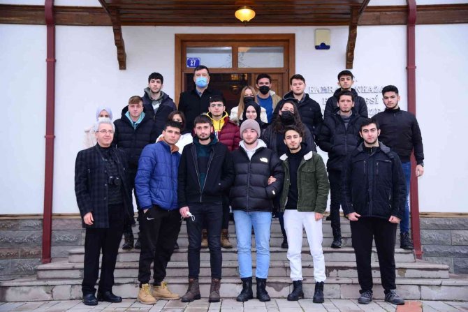Üniversitelilerden Satı Kadın Müzesi’ne Ziyaret