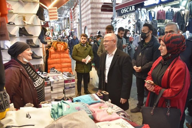 Ak Parti Kadroları Bursa’da Sıkılmadık El, Çalınmadık Kapı Bırakmıyor
