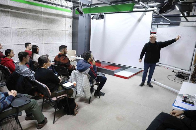 Başakşehir Sinema Okulu’nda Eğitimler Başladı