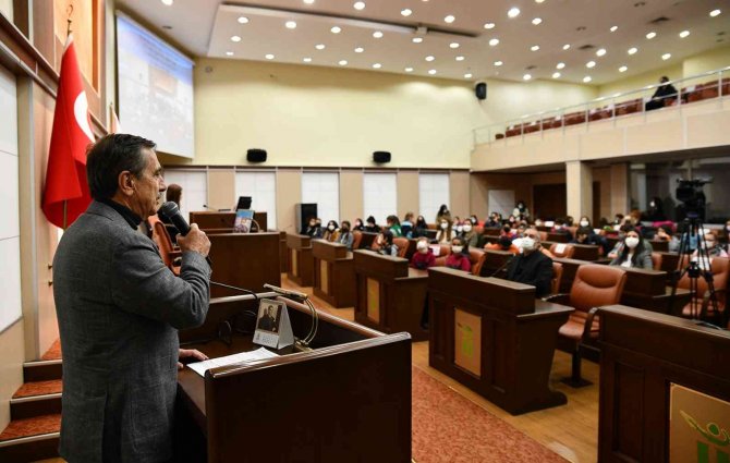 Eko-okullar Çevre Çocuk Meclisi Başkanı’nı Seçti