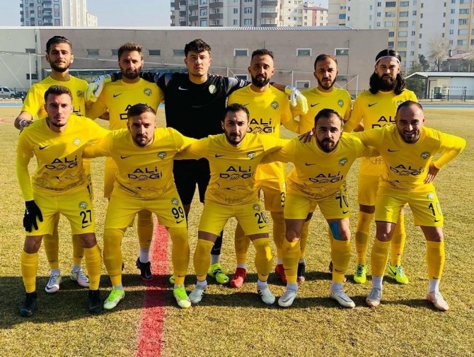 Talasgücü Belediyespor İlk Yarıyı Namağlup Lider Tamamladı