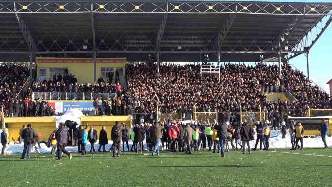 Özgüzeldere Spor İlk Devreyi Gol Yemeden Namağlup Tamamladı