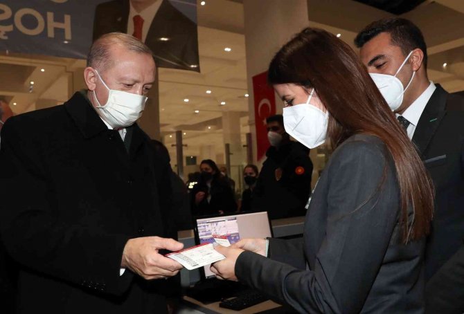 Cumhurbaşkanı Yerli X-ray Cihazını Gaziantep’te İnceledi