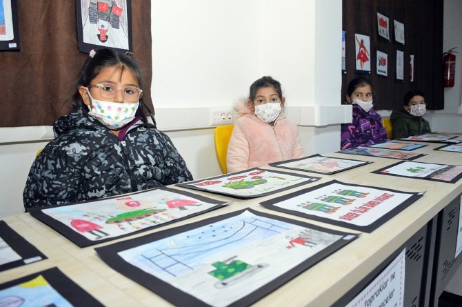 15 Temmuz Ruhunu Kağıtlara Resmettiler