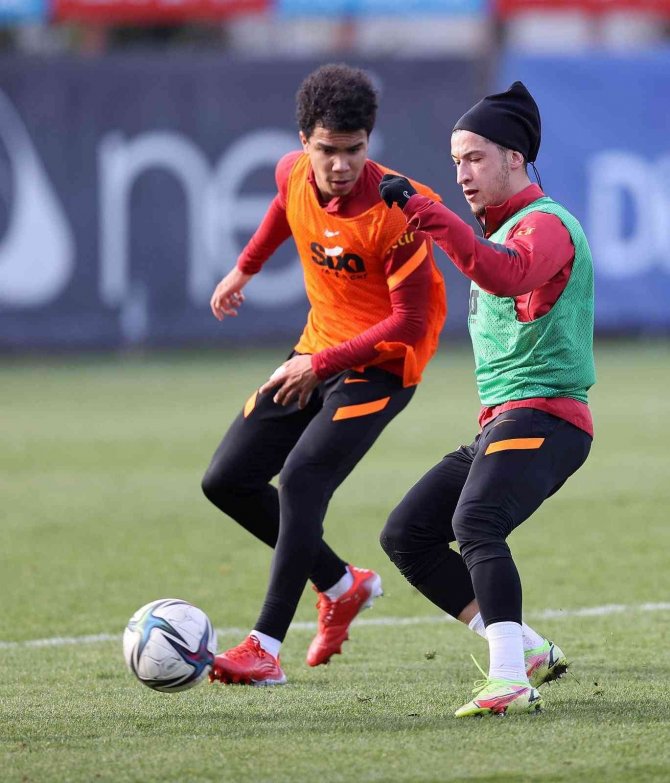 Galatasaray, Denizlispor Maçı Hazırlıklarına Başladı
