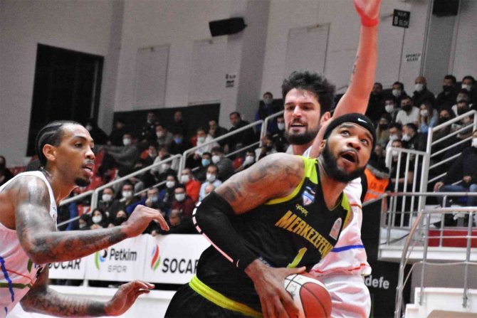 Ing Basketbol Süper: Aliağa Petkimspor: 70 - Yukatel Merkezefendi Basket: 89