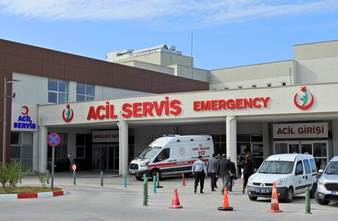 İ̇zmir’de Aynı Okulda Öğrenim Gören 38 Öğrenci Mide Bulantısı Şikayetiyle Hastaneye Başvurdu