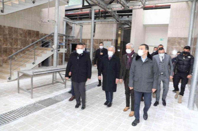 Kars’ta Modern Besi Çiftliği Ve Kesimhane Tamamlanıyor