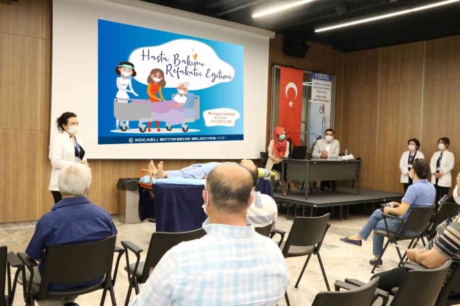 1 Yılda 1090 Kişiye Hasta Refakatçi Eğitimi Verildi