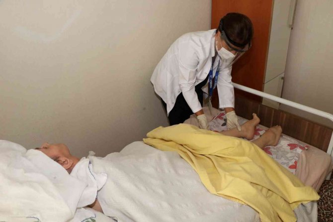 1 Yılda 1090 Kişiye Hasta Refakatçi Eğitimi Verildi