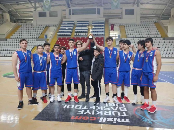 Manisa’da Okul Sporlarında 5 Branşta Müsabakalar Tamamlandı