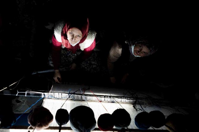 Geleneksel Yöntemlerle Dokunan Halılarda Hedef İhracat