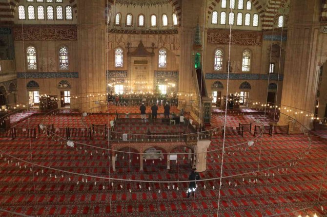 Mimar Sinan’ın İzinden Gidilerek Selimiye’nin Zemin Isıtması Yapılacak