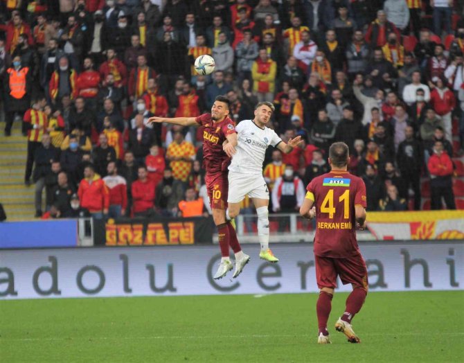 Spor Toto Süper Lig: Göztepe: 1 - Adana Demirspor: 1 (Maç Sonucu)