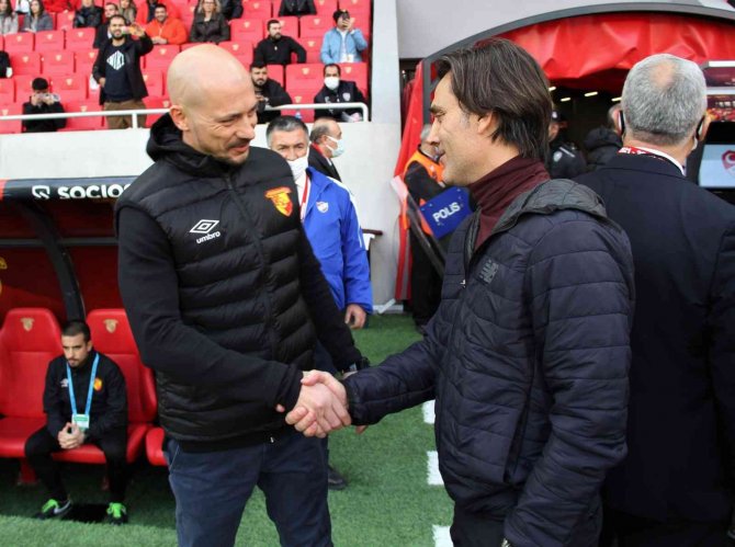 Spor Toto Süper Lig: Göztepe: 0 - Adana Demirspor: 1 (İlk Yarı)