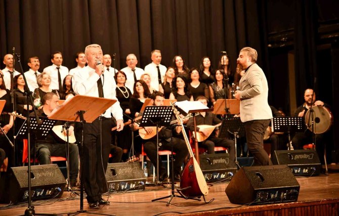Thm Korosu’ndan Yeni Yıl Konseri