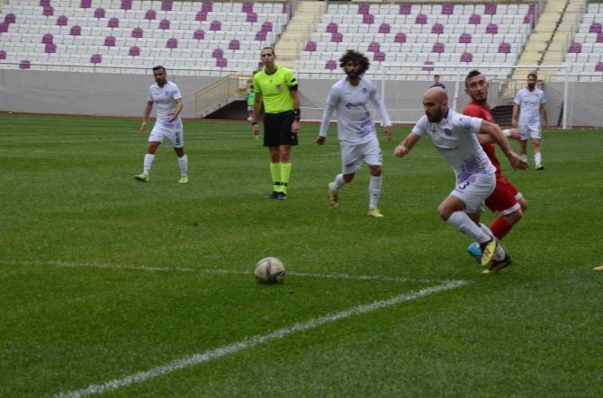 Tff 3. Lig: 52 Orduspor Fk: 0 - Beyoğlu Yeni Çarşı Futbol Kulübü: 0