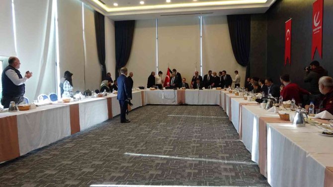 Yeniden Refah Partisi Genel Başkanı Erbakan Diyarbakır’da