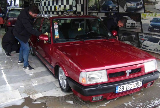 Klasik Araç Tutkusu Sınır Tanımıyor