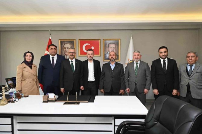 Ak Parti Genel Başkan Yardımcısı Erkan Kandemir; “Ekonomik Bağımsızlık Savaşı Veriyoruz”