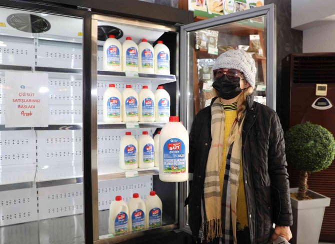 Büyükşehir Çiğ Halk Süt Satışına Başladı