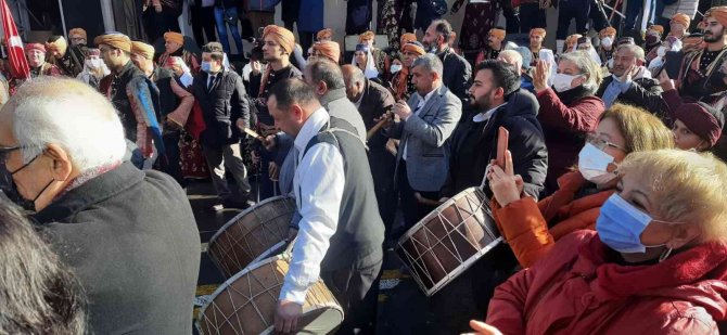 Bakan Kasapoğlu: “Milletçe Yürüyoruz, Koşuyoruz”