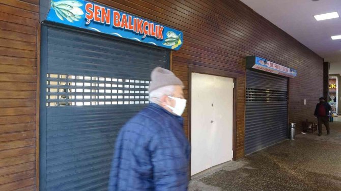 Balık Sezonu Bitmeden Çoğu Esnaf Tezgahını Şimdiden Kapattı