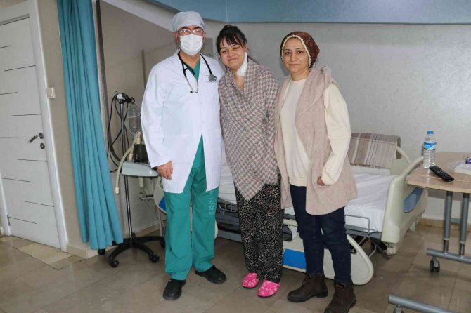 Felçli Kalırsın Denilen Hasta Lokman Hekim Van Hastanesinde Sağlığına Kavuştu