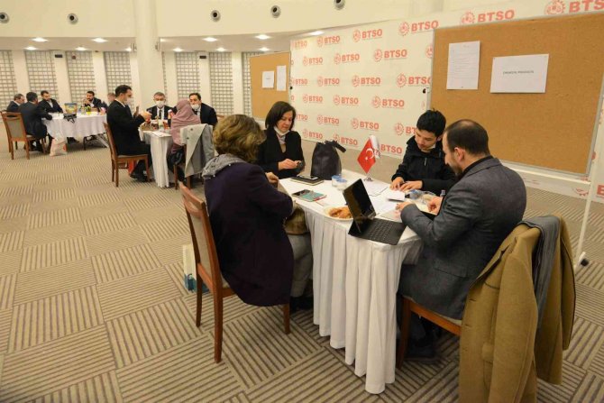 8 Bin Kilometre Uzaklıktan İşbirliği İçin Geldiler