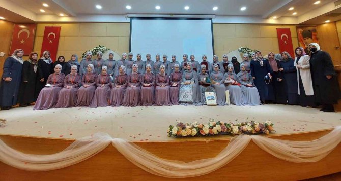 Çukurova’da 71 Hafız İçin Taç Giyme Ve İcazet Töreni