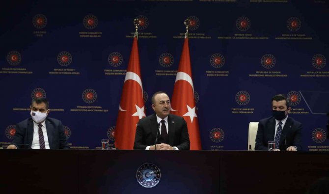 Bakan Çavuşoğlu: “Ermenistan’la İlk Toplantı Moskova’da”