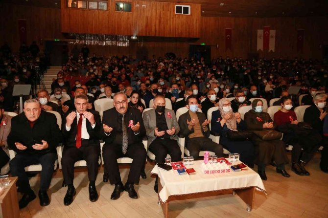 Elazığ’da Şehit Hasan Halit Küçük İçin Vefa Gecesi Düzenlendi