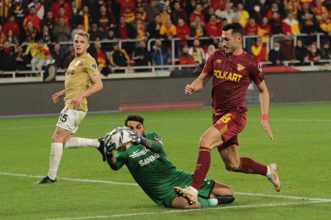 Göztepe, İç Sahada En Az Gol Atan Takım Oldu