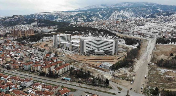 Kütahya Şehir Hastanesi Betonarme İşi Tamamlandı