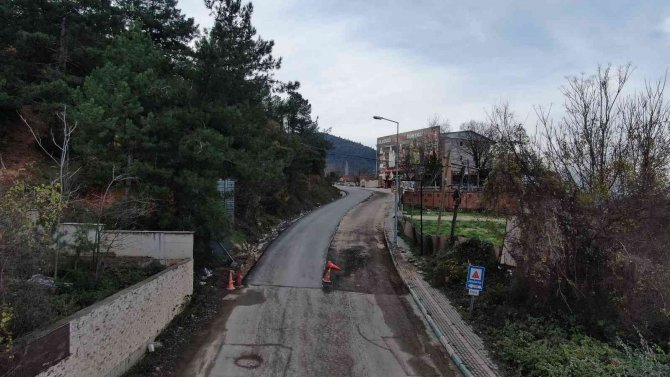 Uludağ’da Sezon Açıldı, Yol Çalışması 2 Aydır Çileye Döndü