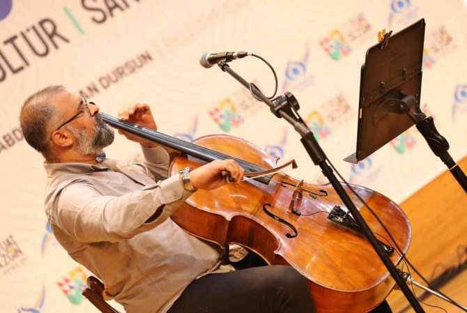 Şems Trio, En Sevilen Anadolu Ezgilerini Sultangazililer İçin Seslendirdi