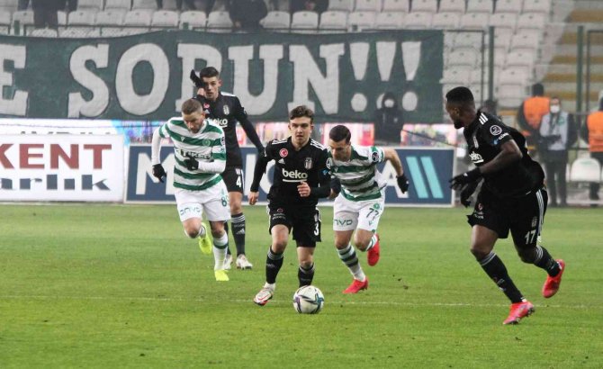 Spor Toto Süper Lig: Konyaspor: 0 - Beşiktaş: 0 (İ̇lk Yarı)