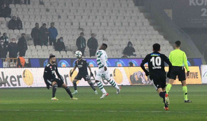 Spor Toto Süper Lig: Konyaspor: 0 - Beşiktaş: 0 (Maç Devam Ediyor)