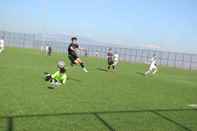 A. Denizlispor U16’da Manisa’yı Geçemedi