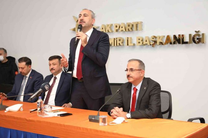 Bakan Gül’den Ak Parti İ̇zmir İ̇l Başkanlığına Ziyaret