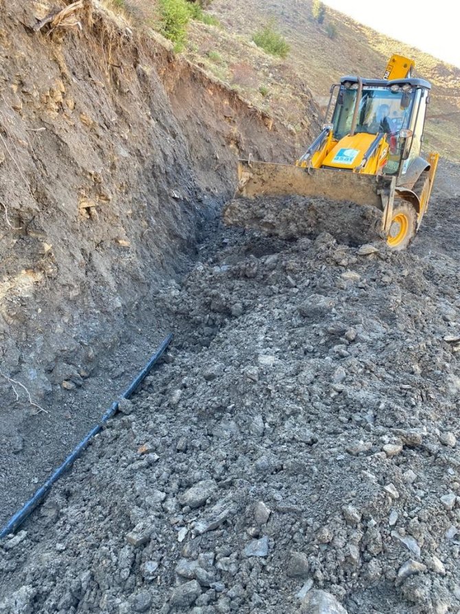 Gündoğmuşlu Çiftçilere 4 Bin 400 Metre Sulama Borusu