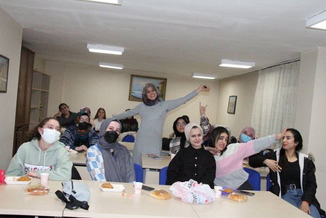 En Eğlenceli İ̇ngilizce Kursu