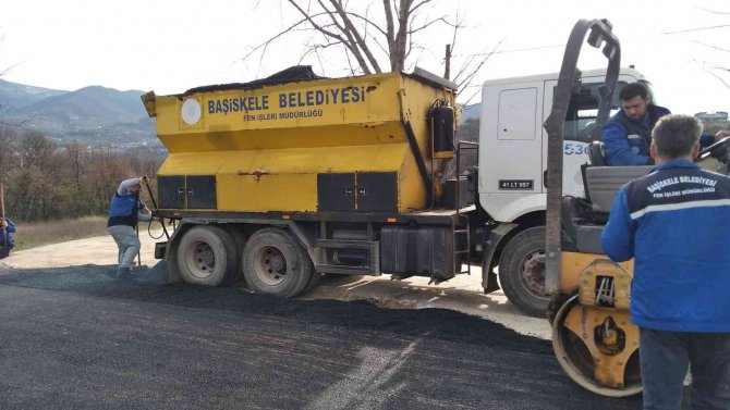 Başiskele’de Üst Yapı Çalışmaları Devam Ediyor