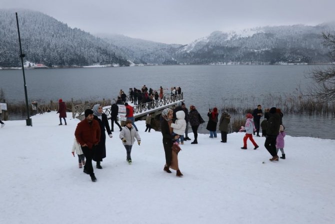 Beyaz Örtünün Büyüsüne Kapılmayın